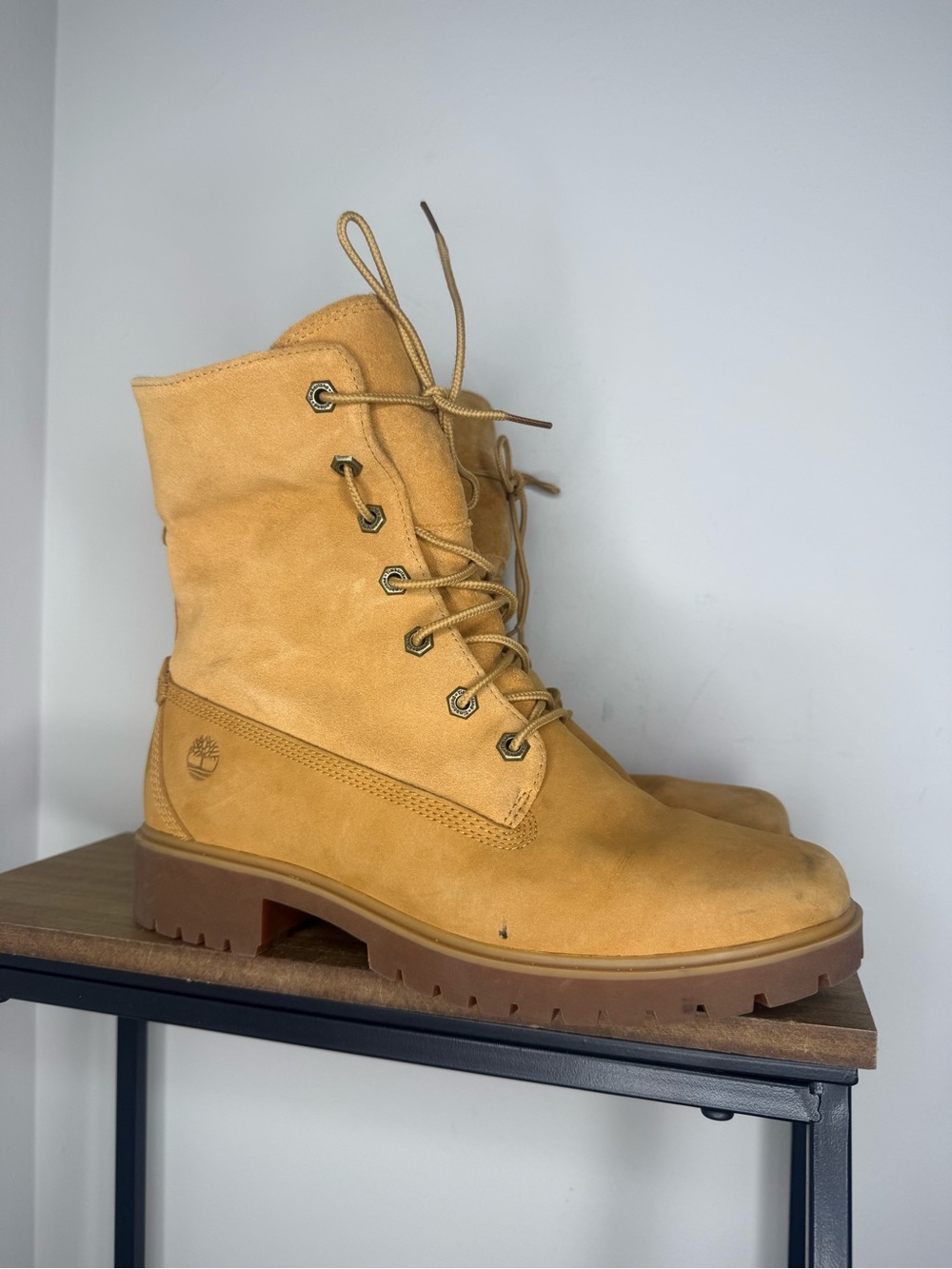 Timberland Women's Yellow Wheat Lace-Up Nubuck Boots